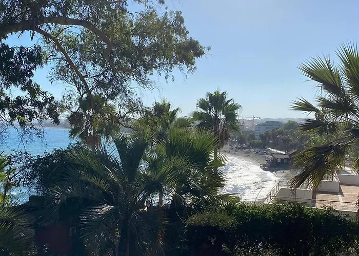 Renovated Aranja: With Big Balcony And Sea View * Estepona