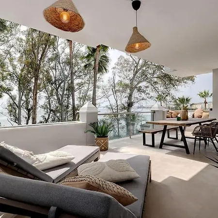 Lejlighed Renovated Aranja: With Big Balcony And Sea View *